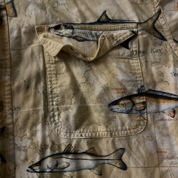 Worldwide sportsman button up colored shirt with mesh and vented back - Picture 3 of 5